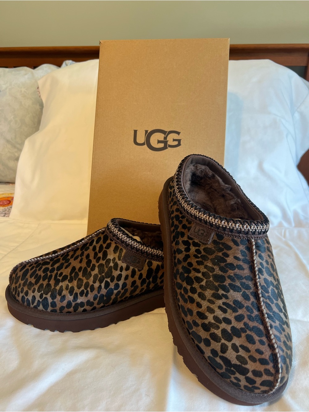 Brand New In Box Women’s UGG Tasman Slippers in Caspian Leopard - Size 10